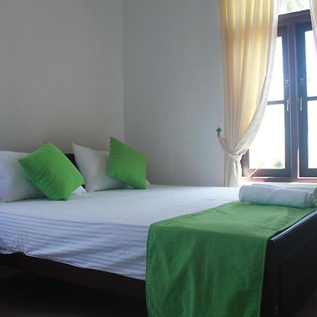 Queens Airport Residence Negombo Kültér fotó