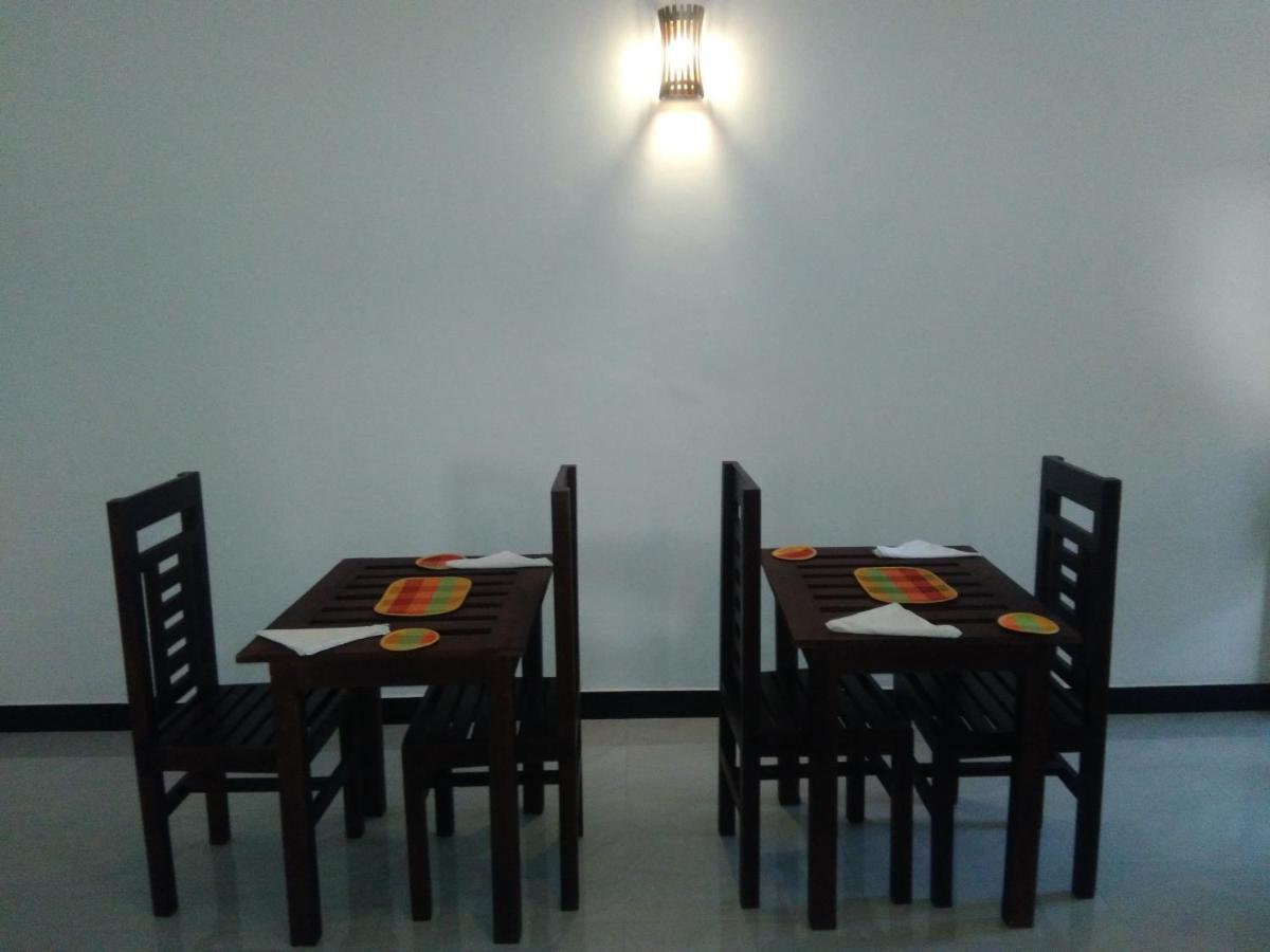 Queens Airport Residence Negombo Kültér fotó